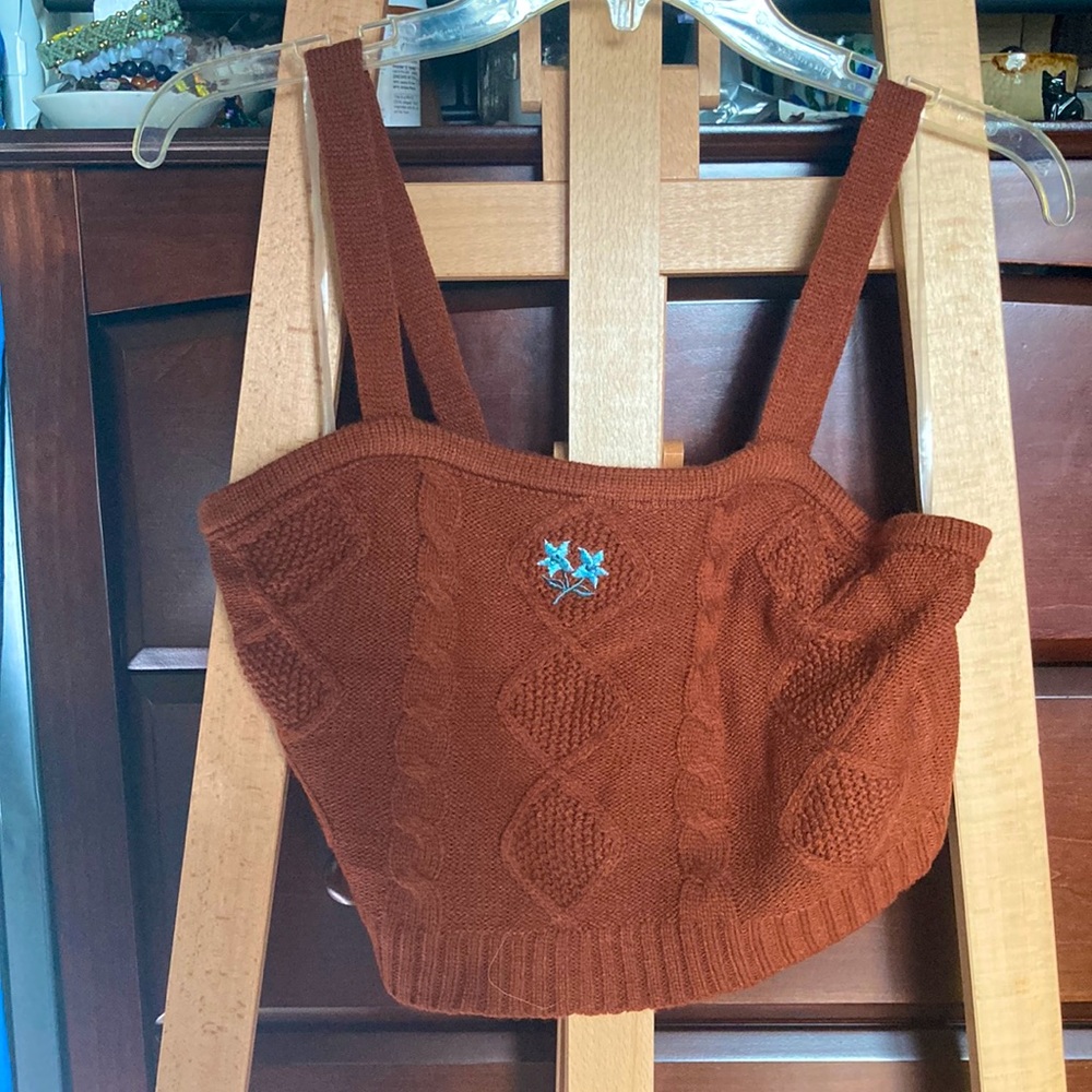 Almost Famous Red-Brown Knot Top